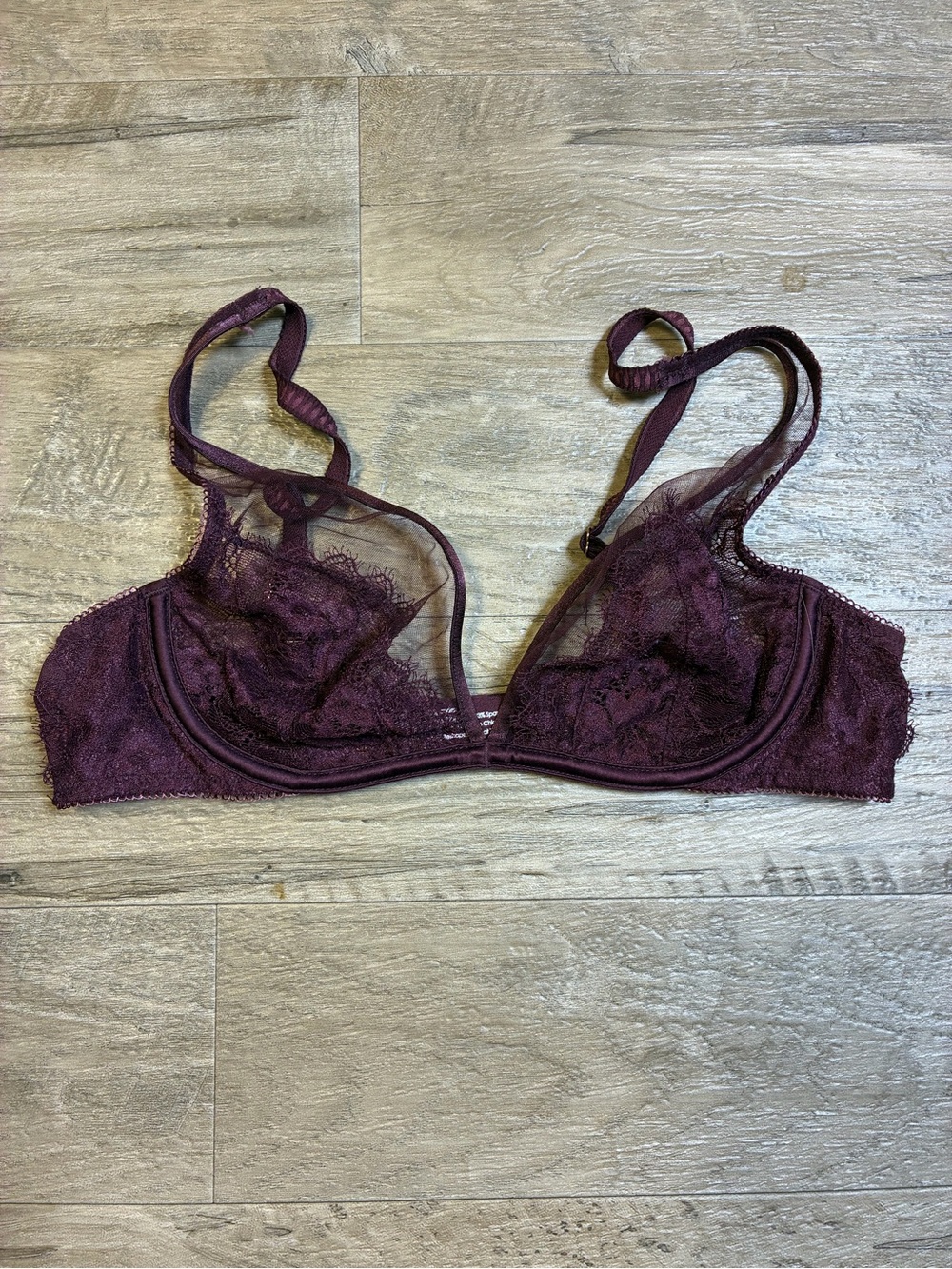 Soma Breathtaking Unlined Plunge Lace Underwired Bra Merlot